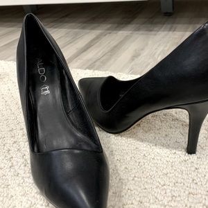 Black Aldo Pumps size7